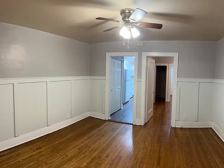 924 W Hill St — Photo 3