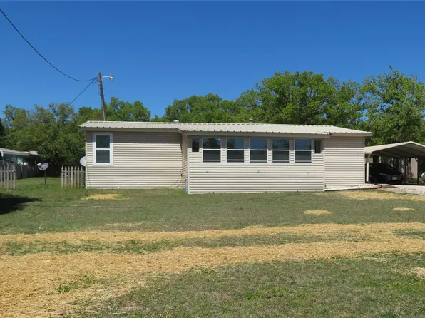 168 Catfish Trl, Bowie, TX 76230