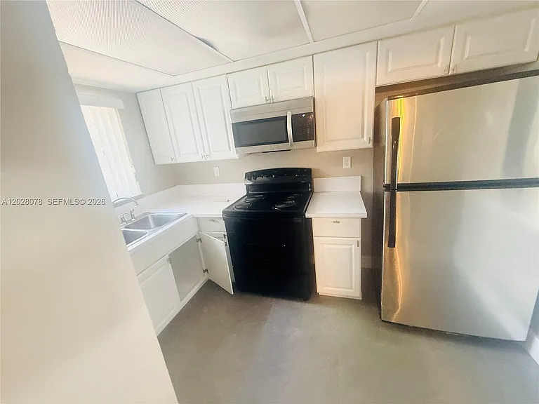 10787 Royal Palm Blvd #5 — Photo 11
