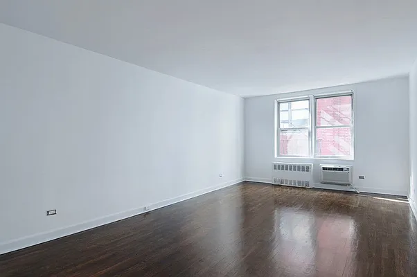 Rented by Citi Habitats | media 9