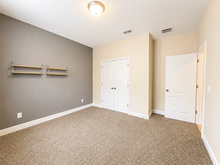 8146 Jailene Dr — Photo 17