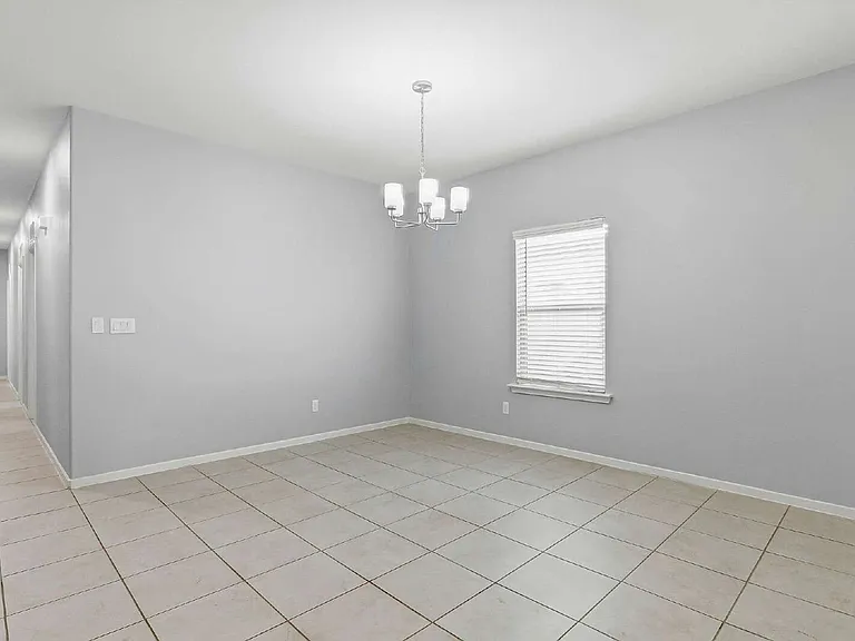 11500 Summer Dr #B — Photo 6