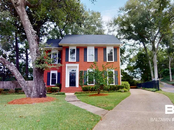 5700 Regency Ct N, Mobile, AL 36609