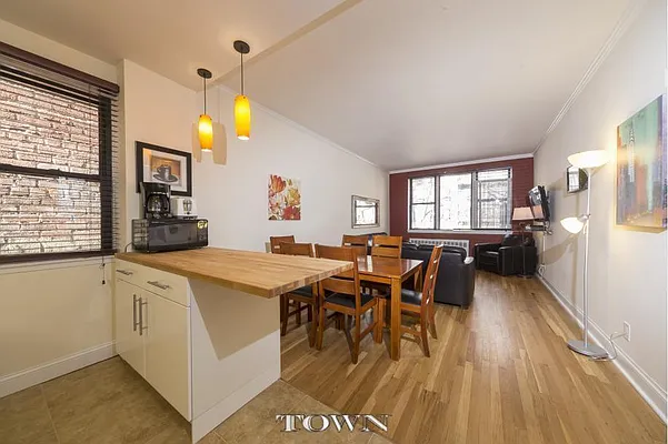 Rented by Town Residential | media 5