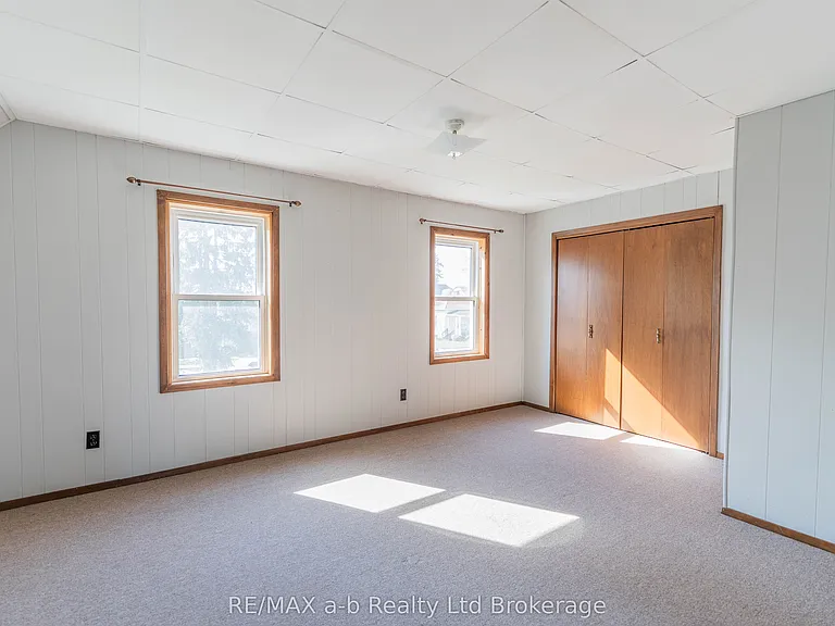 10 McKenzie St #A — Photo 10