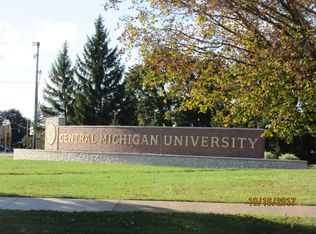 910 E Bellows St APT 10, Mount Pleasant, MI 48858