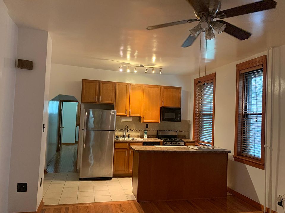 1st image of 140 N 21st St #1R