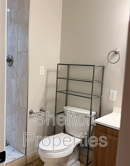 523 E Malibu Dr — Photo 15