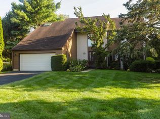 43 Harris Cir, Newark, DE 19711