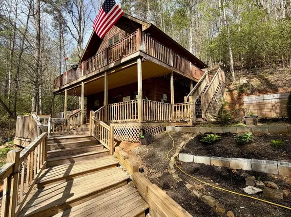 294 Brookwood Ln, Clarkesville, GA 30523