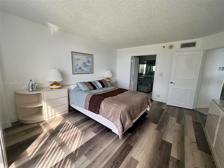 19101 NE 36th Ct #1102 — Photo 19