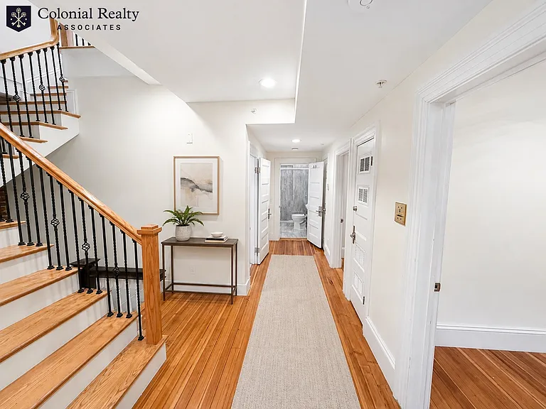 1616 Beacon St #4 — Photo 38