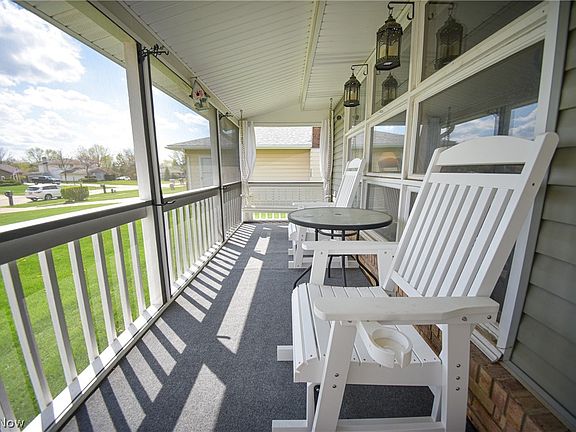 5th image of 4713 Persimmon Ln