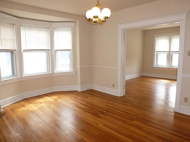 734 Syracuse Ave — Photo 6