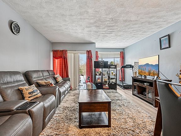 4th image of 100 Merrimack Ave APT 9