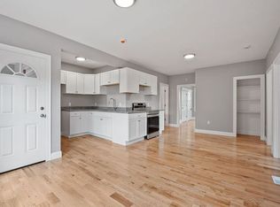 1319 Main St #2, Worcester, MA 01603