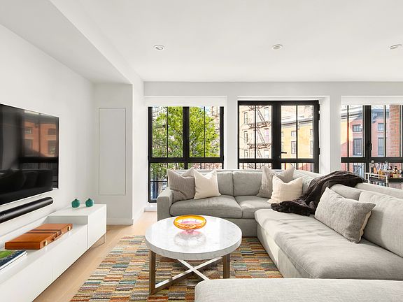 5th image of 54 Macdougal St #3