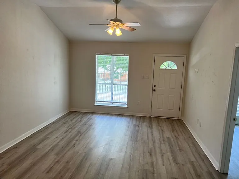 6038 W Adams St — Photo 5