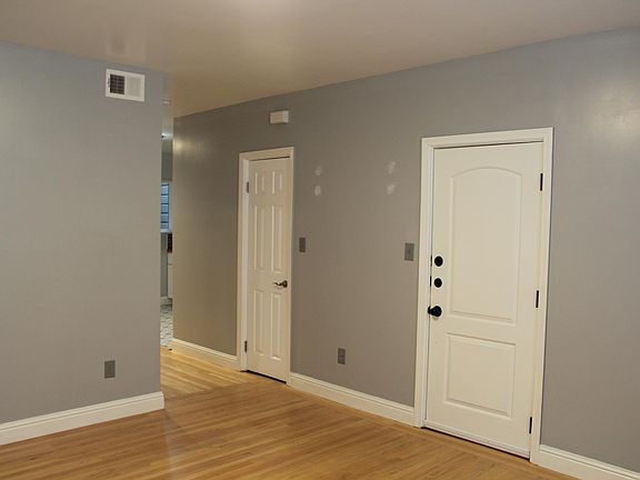 3rd image of 522 Judah St #1