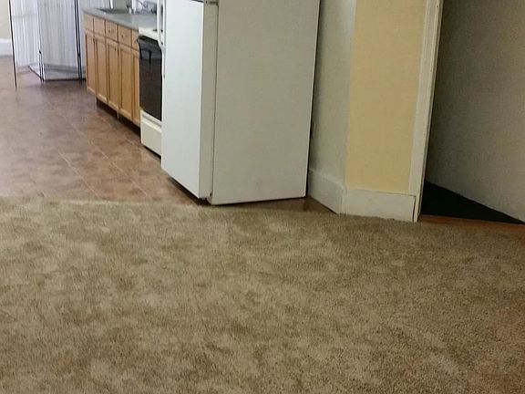 5th image of 111 Smithfield St #2