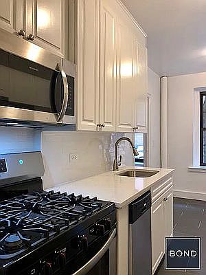 4th image of 825 W 187th St APT 7M