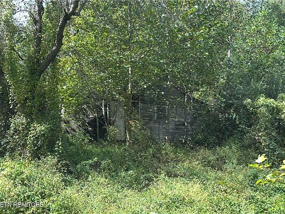 3rd image of Hubbard Springs Rd