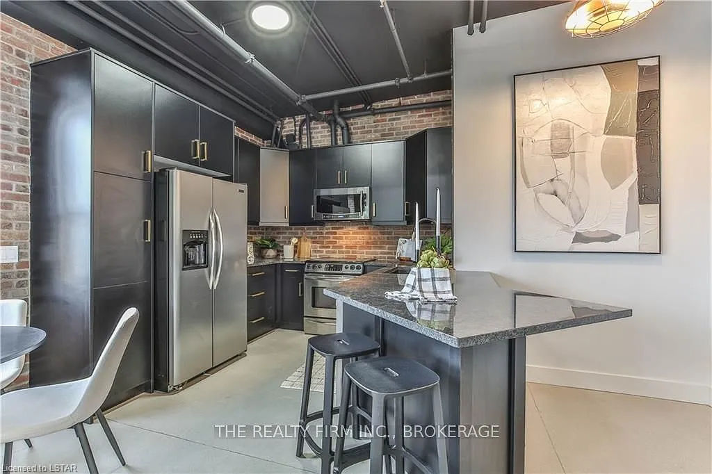 2 bed, $3,100 — Photo 4