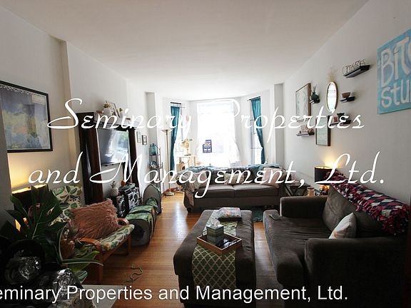 3rd image of 748 W Belden Ave #3591716