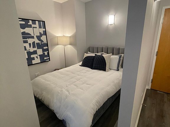 3rd image of 208 W Washington St #505R