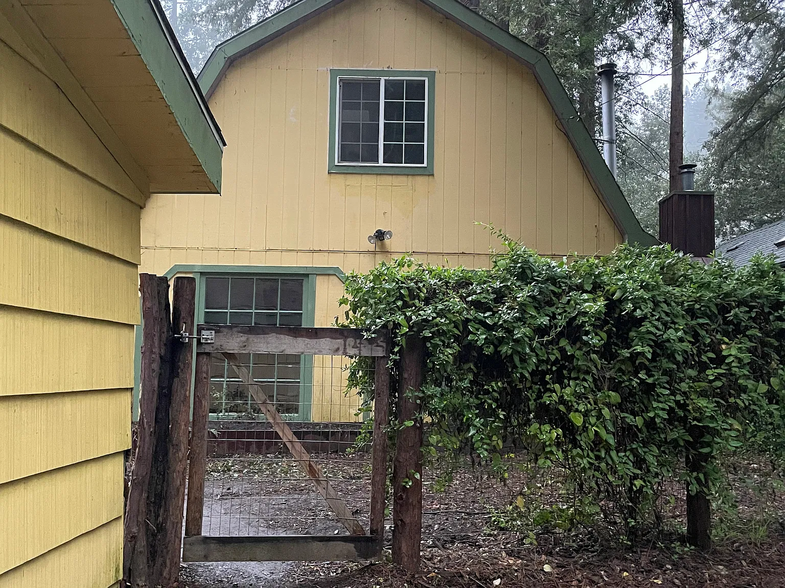 10545 Vineland Rd — Photo 2