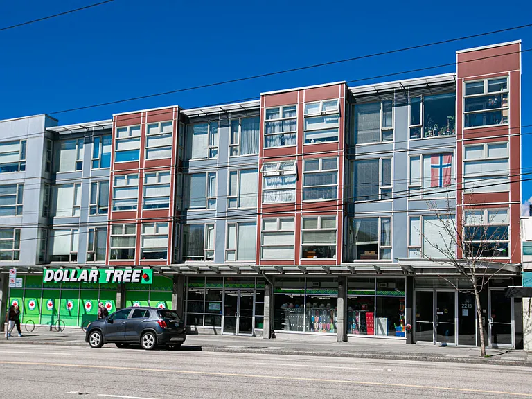 2215 Hastings St E — Photo 15