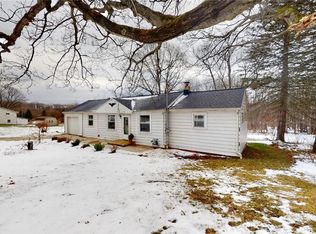 2911 Summerville Rd, Erie, PA 16510