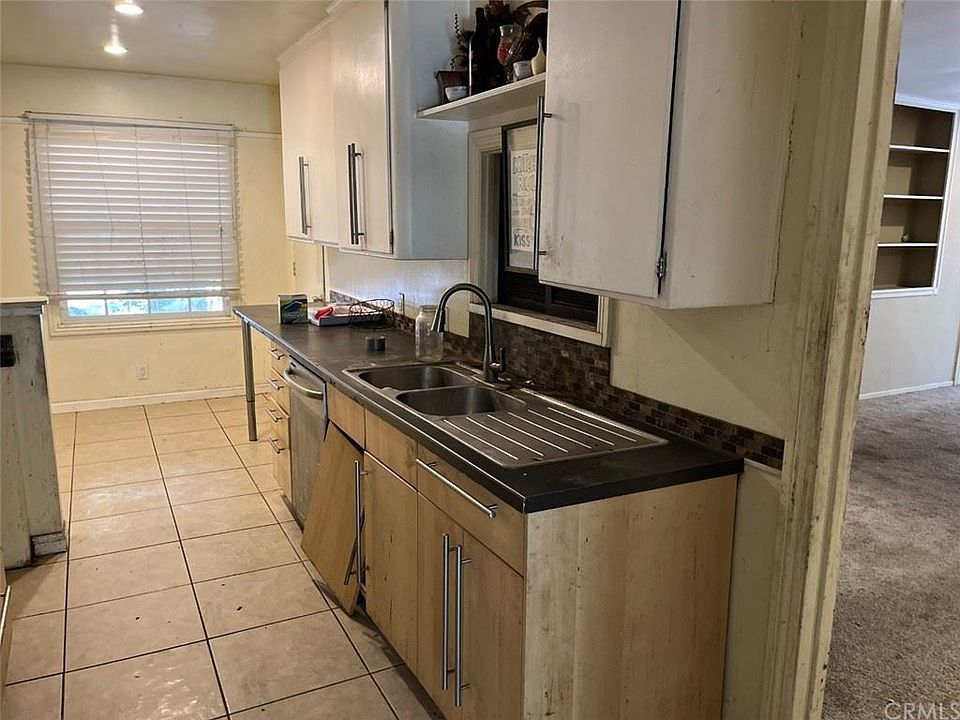 2nd image of 9912 Newcomb Ave #90603