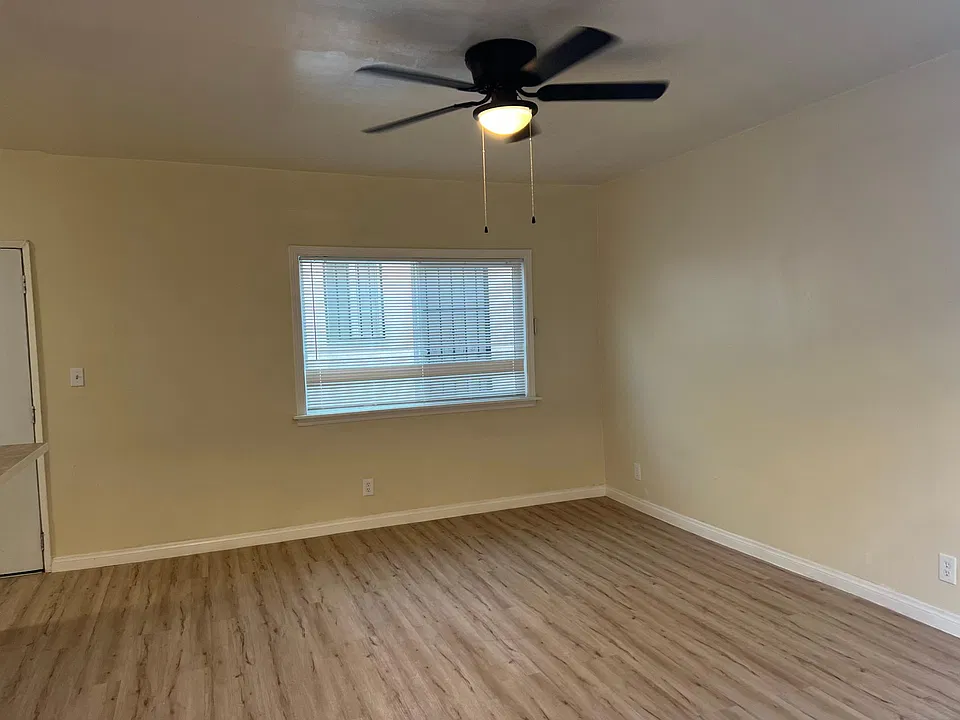 1241 Dawson Ave #8