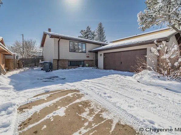 1541 Andover Dr, Cheyenne, WY 82001