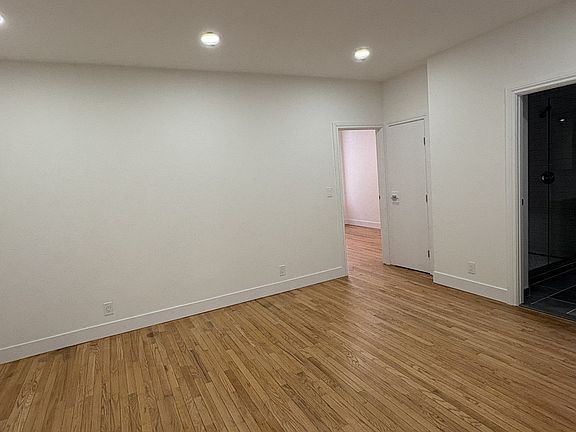 5th image of 320 E 91st St APT 1RW