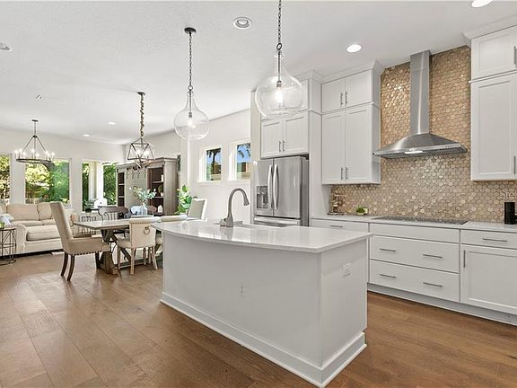 5th image of 4609 W San Jose St