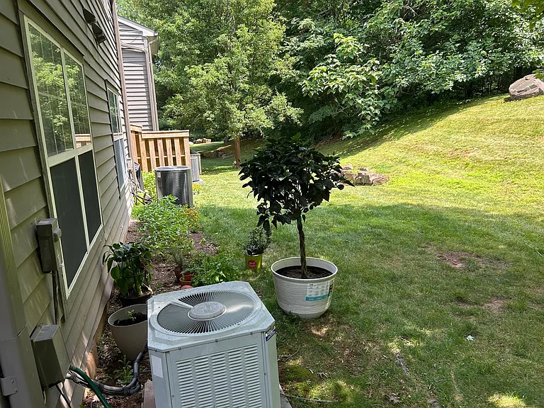 27 E Chicopee Dr — Photo 11