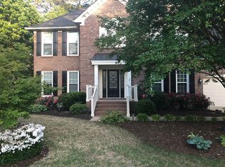 100 Widecombe Ct, Cary, NC 27513