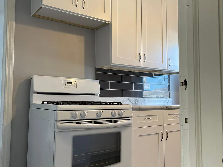 5202 W 63rd Pl — Photo 11