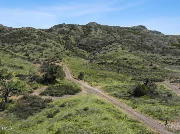 5946 Oak Knolls Rd, Simi Valley, CA 93063