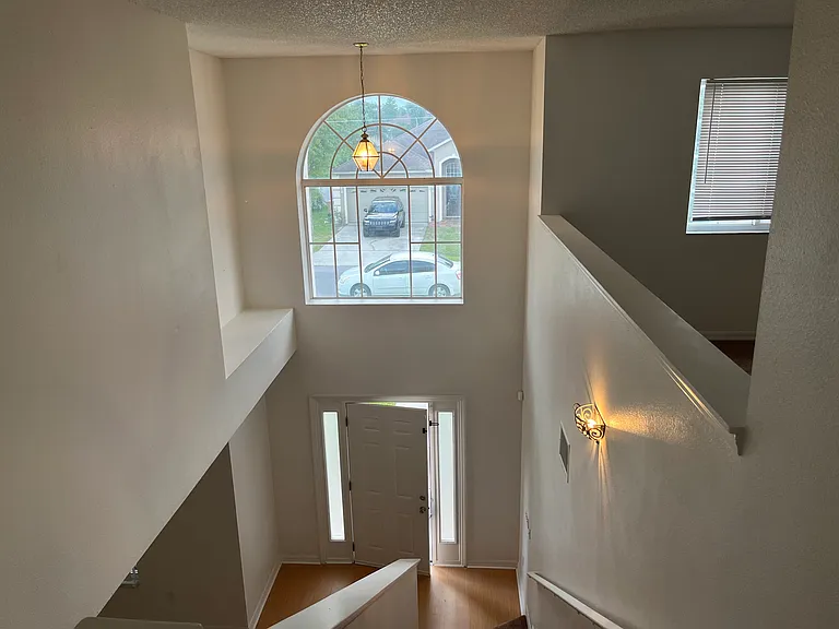 540 Brighton Ct — Photo 27