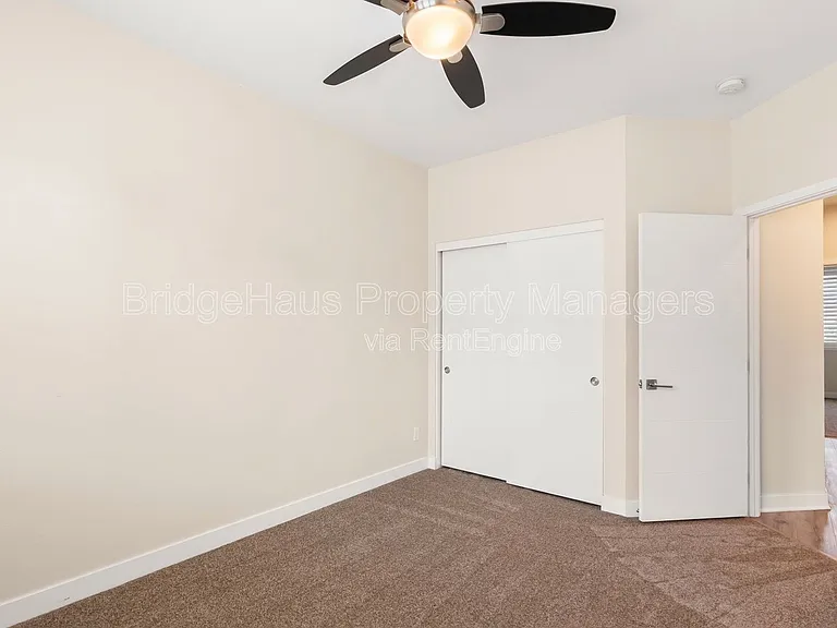 721 Shoreline Rd — Photo 31