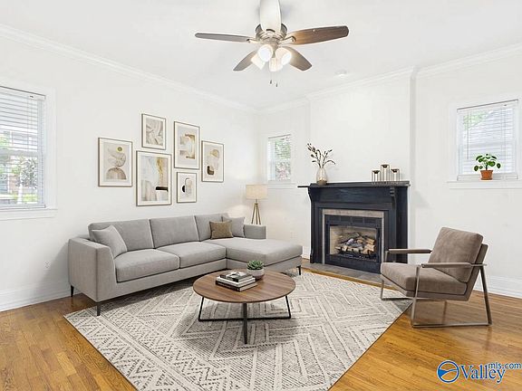 2nd image of 501 Prospect Dr SE
