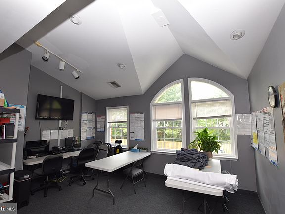 2nd image of 7510 Diplomat Dr Unit 24-2