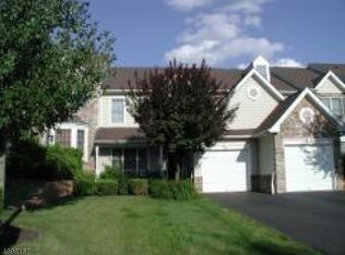 15 Patriot Hill Dr, Basking Ridge, NJ