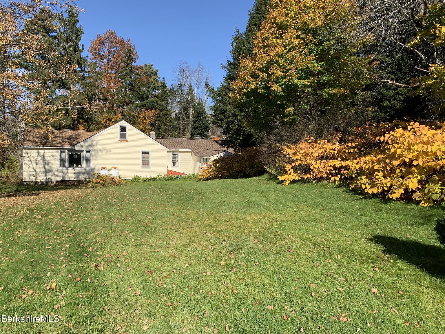 50 Prospect St, Lanesborough, MA 01237 MLS 242000 Zillow