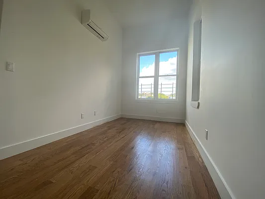 Rented by Compass | media 3