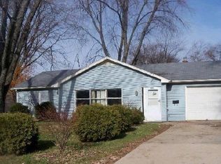 377 Colorado Ave, Aurora, IL 60506