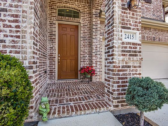3rd image of 2415 Royal Summit Dr